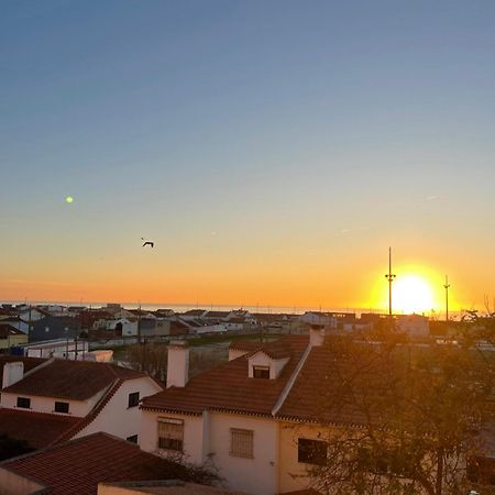 1-Bedroom Sea View Apartment With Private Balcony Costa Da Caparica, Just 5 Minutes From The Beach Costa de Caparica Kültér fotó