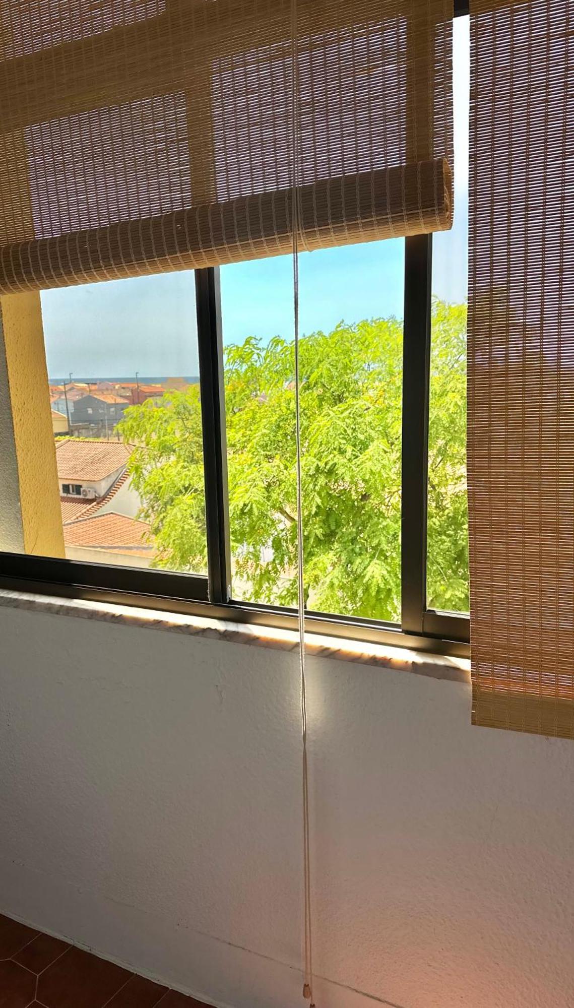 1-Bedroom Sea View Apartment With Private Balcony Costa Da Caparica, Just 5 Minutes From The Beach Costa de Caparica Kültér fotó